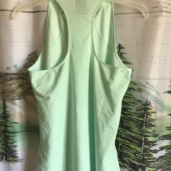 Nike Pro Hypercool tank top - Picture 8 of 9